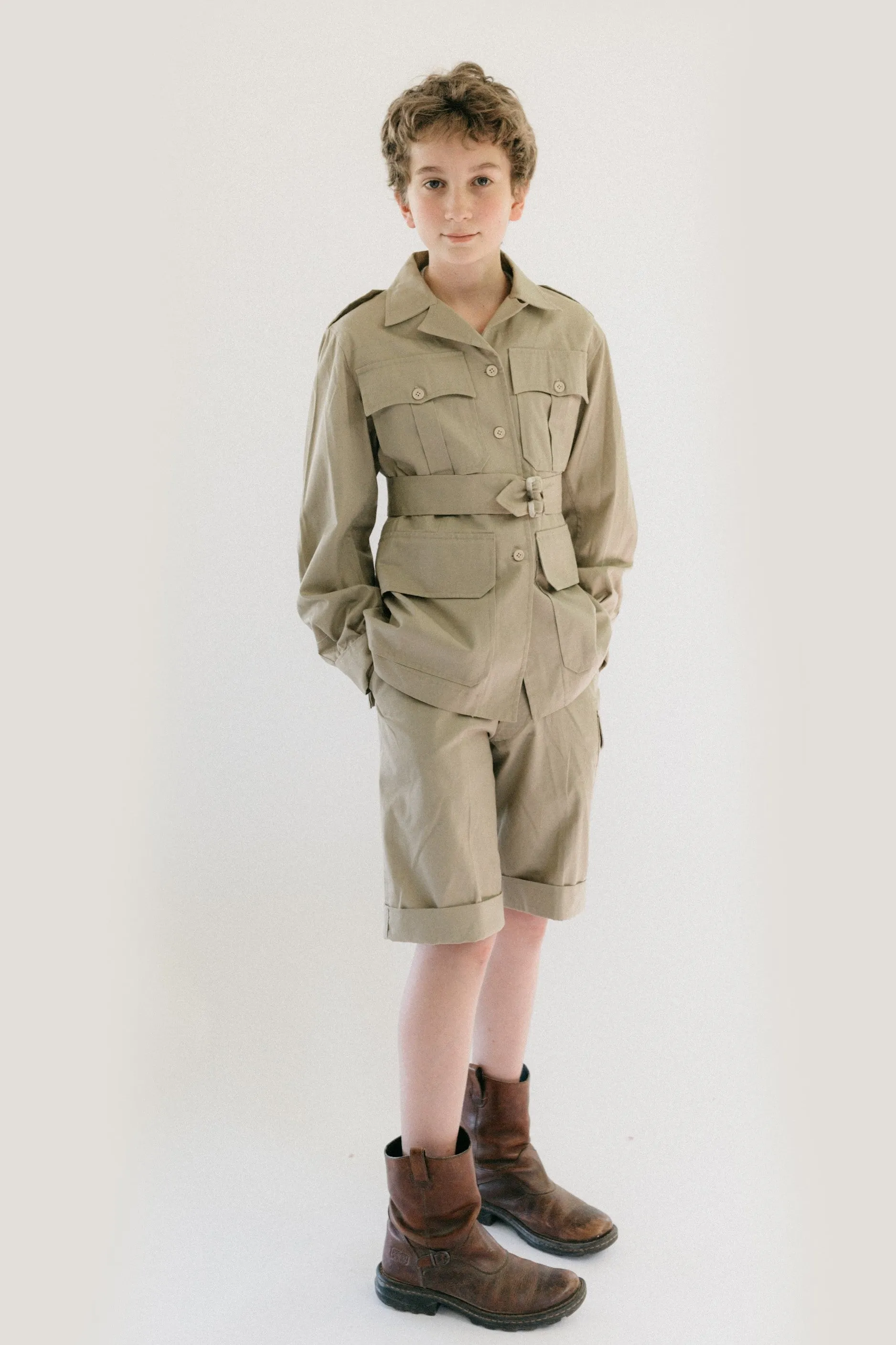 130 Australian Bush Outfit