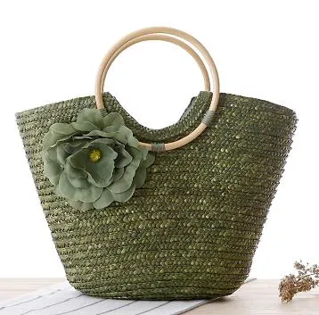 2021 New Rattan Handle Woven Bag Flowers Straw Bag Leisure Vacation Tote Beach Bag For Women Luxury