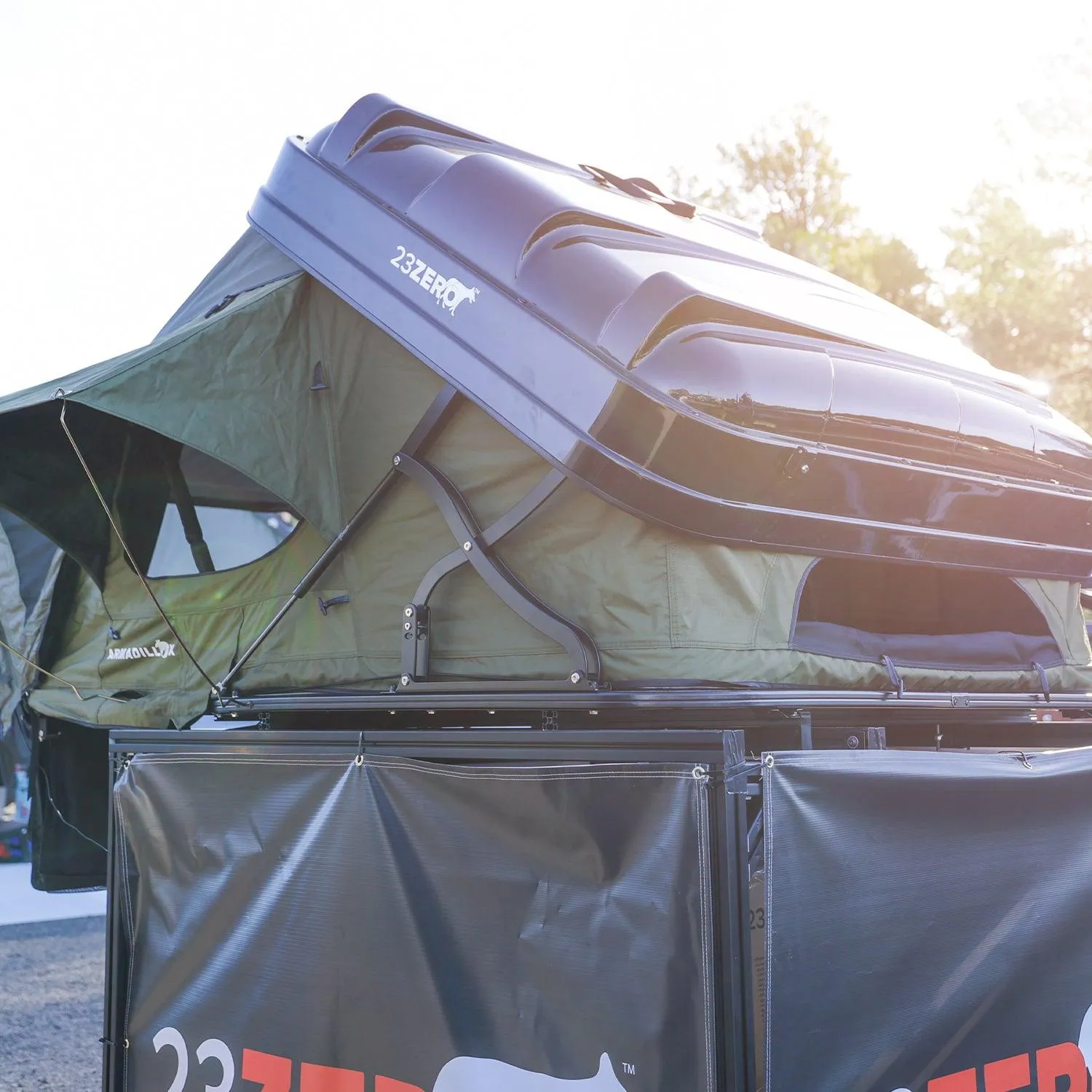 23 Zero ARMADILLO X2 hardshell roof top tent