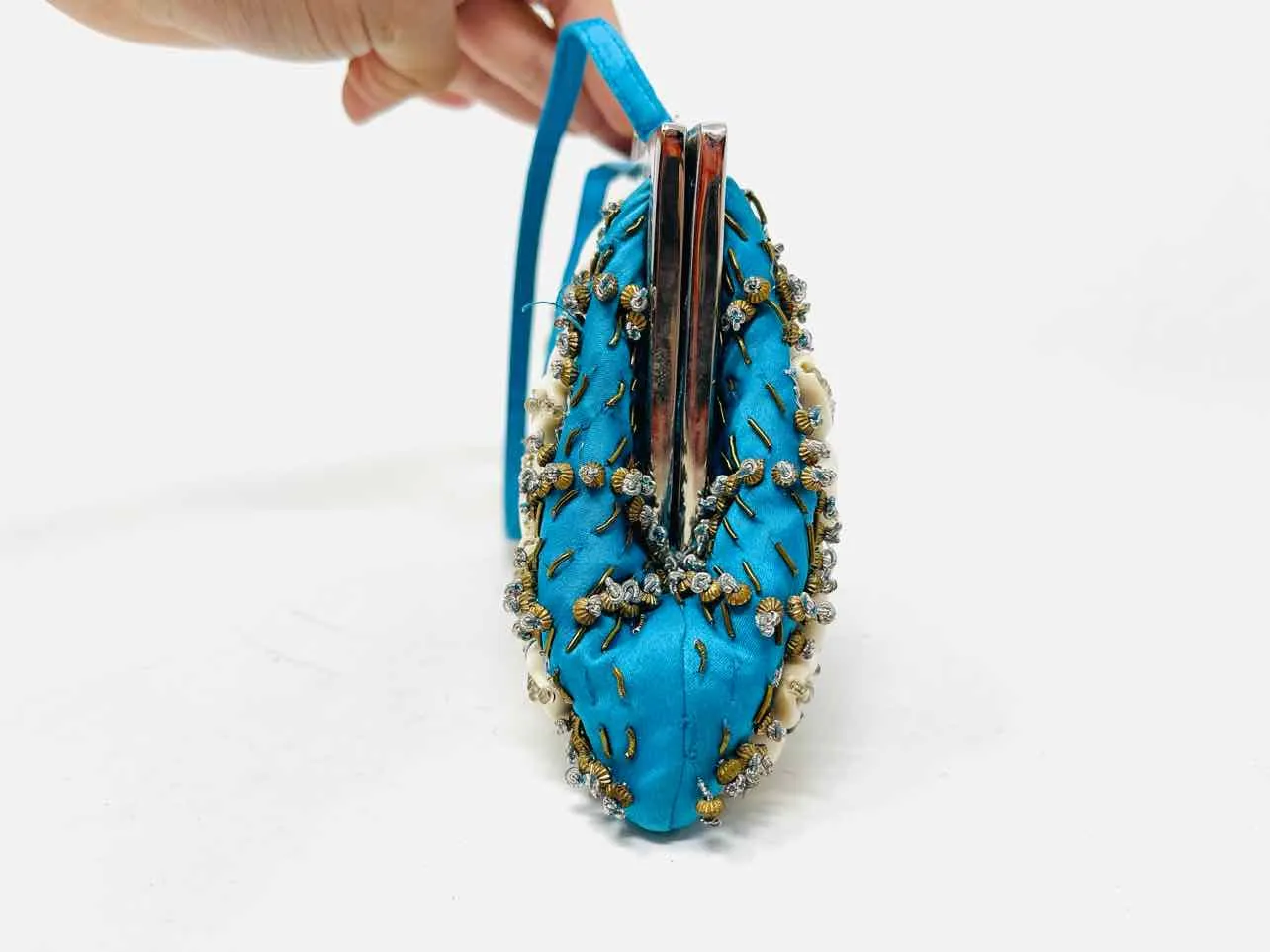 Blue/White Seashells Embellished Vintage Clutch Purse