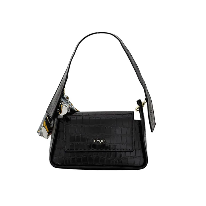 ISOLDE (BLACK)