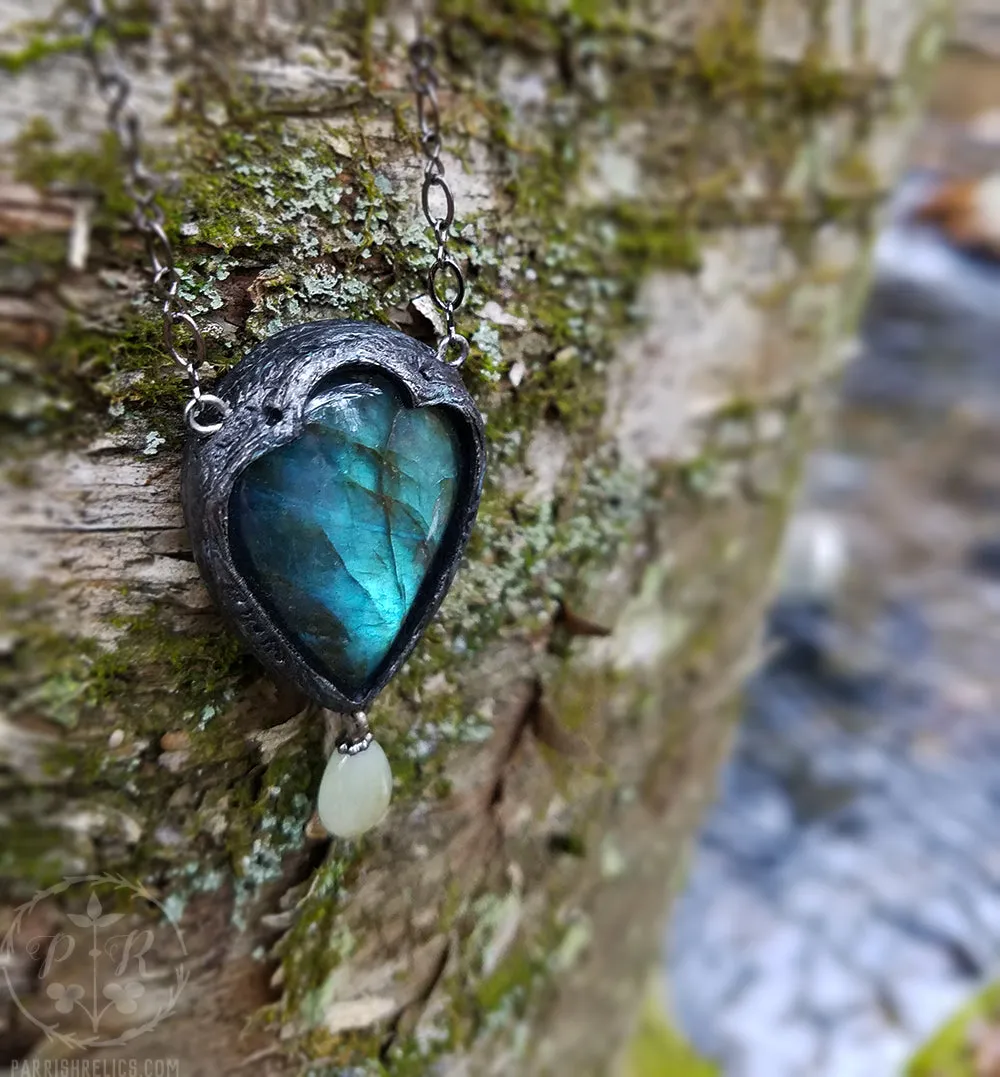 Penelope's Arch ~ Labradorite Amulet