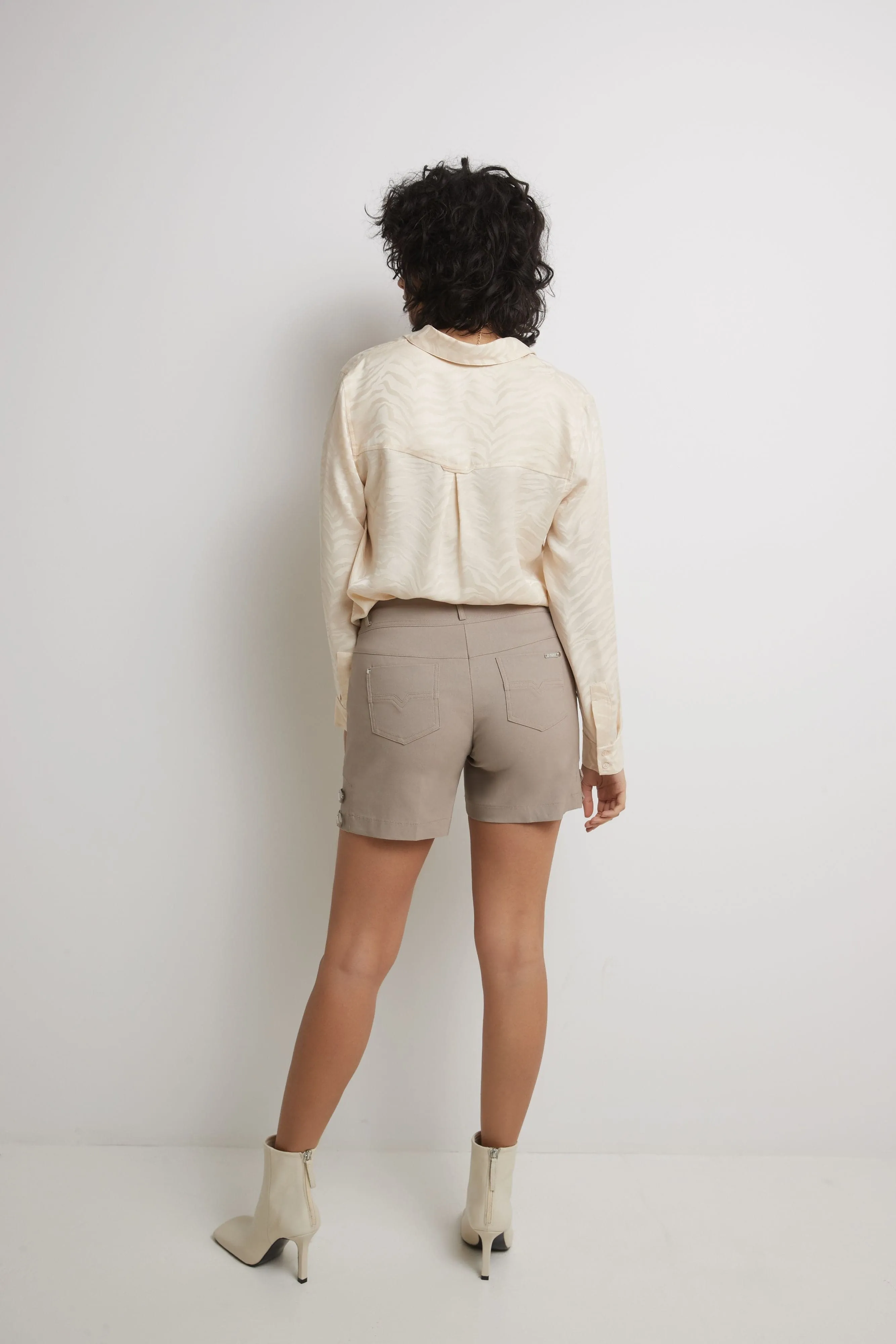 Pull-on 5” Classic Shorts with Real Pockets