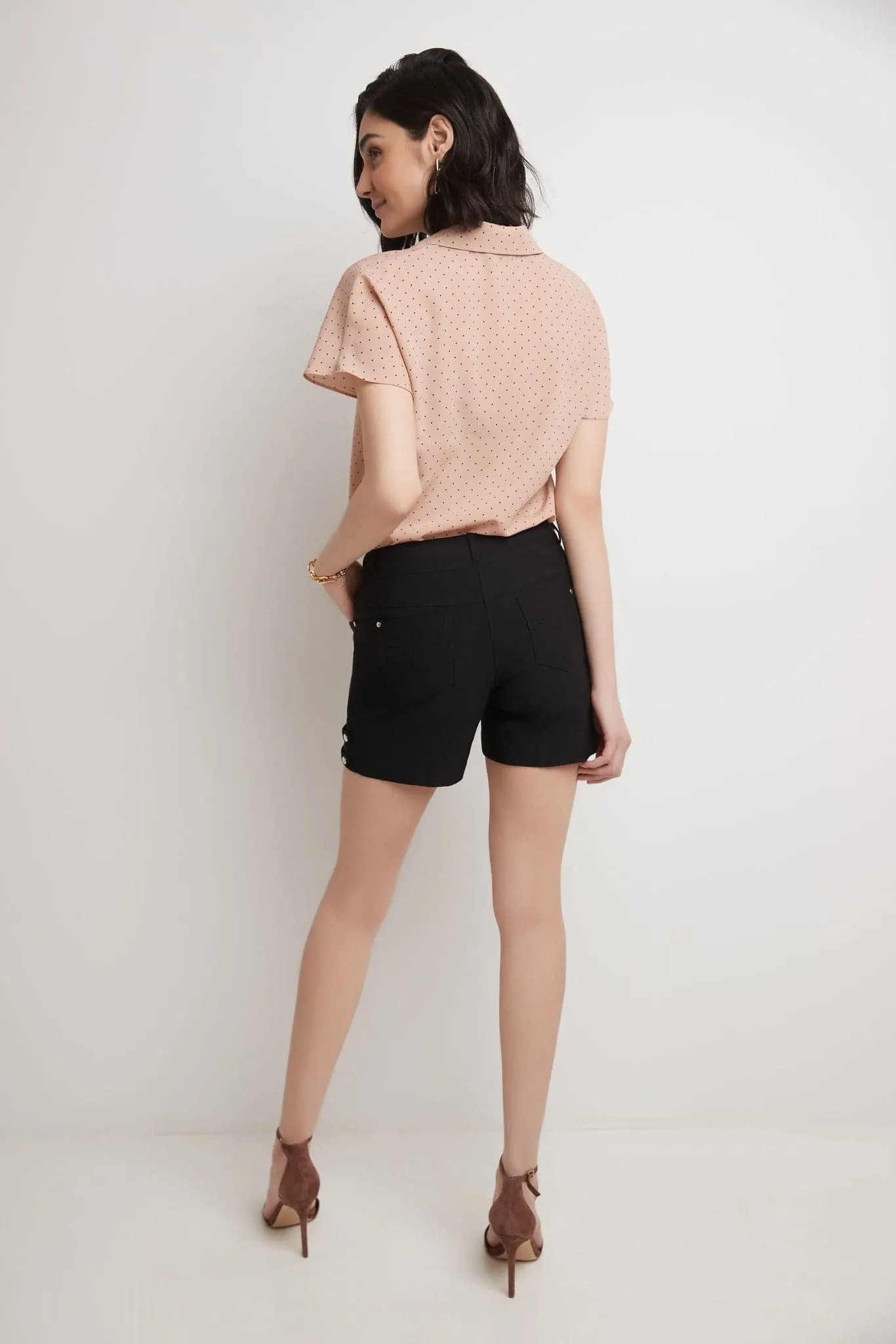 Pull-on 5” Classic Shorts with Real Pockets