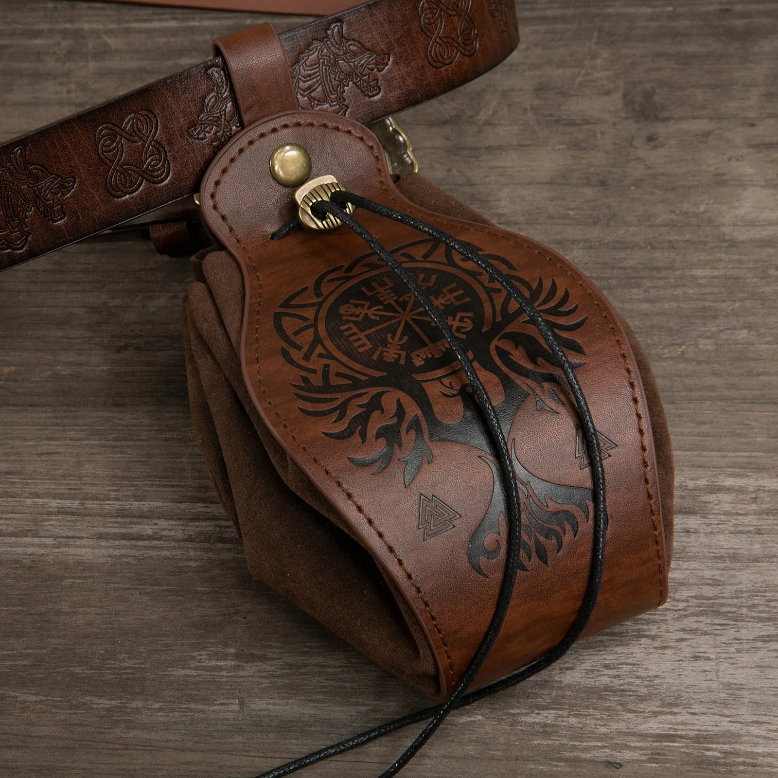 The Guild's Leather Dice Pouch & Tray