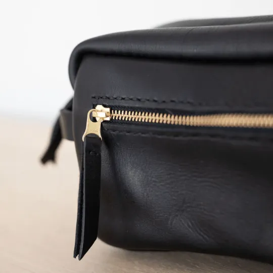 Unisex Genuine Leather Toiletry Bag - Black