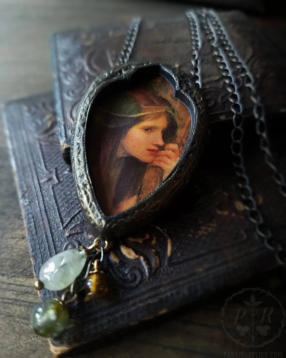 Waterhouse Naiad Arch ~ Pictorial Shrine Amulet